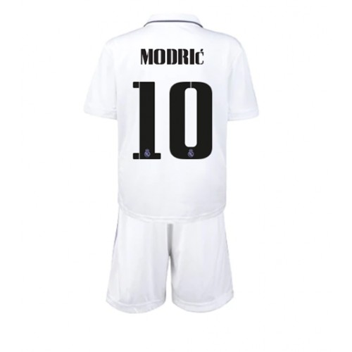 Real Madrid Luka Modric #10 kläder Barn 2022-23 Hemmatröja Kortärmad (+ korta byxor) Real Madrid Luka Modric #10 kläder Barn 2022-23 Hemmatröja Kortärmad (+ korta byxor)